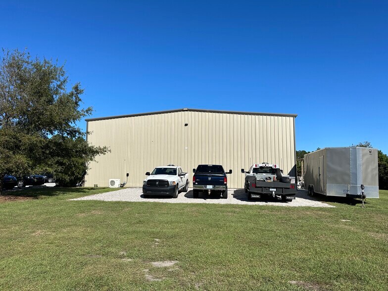 More Photos Of 310 Greenfield Dr, Newport Warehouse For Sale