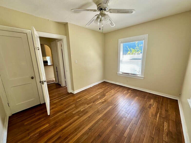 More Photos Of 240 20th Ave, Saint Petersburg Apartments For Sale