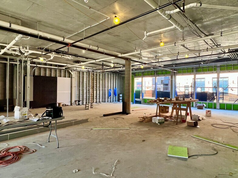 More Photos Of 667 Grand St, Jersey City Apartments For Lease