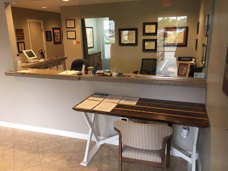 More Photos Of 12325 Scarsdale Blvd, Houston Medical For Lease