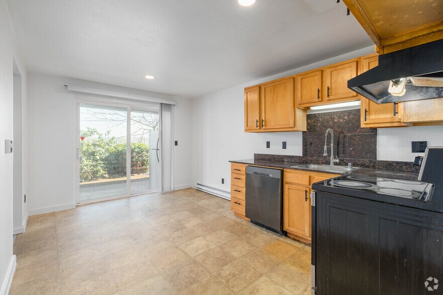 More Photos Of 10625 22nd Pl S, Seattle Apartments For Sale
