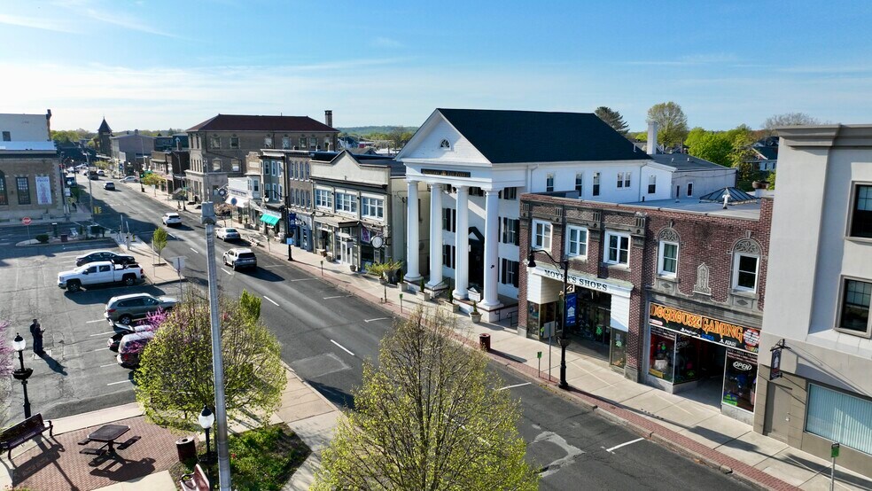 More Photos Of 312-314 W Broad St, Quakertown Office For Sale