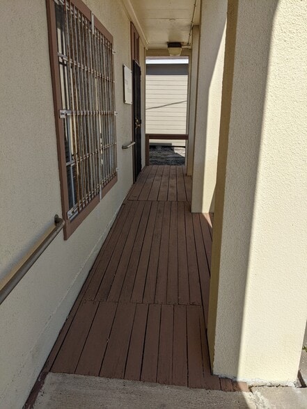 More Photos Of 1015 Santa Fe St, Corpus Christi Medical For Lease