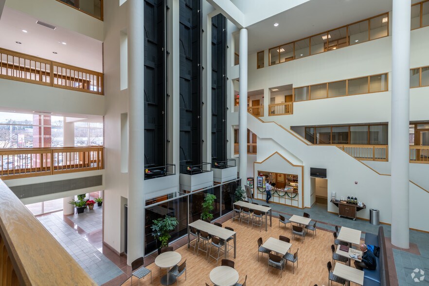 More Photos Of 161 Worcester Rd, Framingham Office For Sale