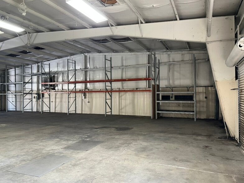More Photos Of 6120 Airways Blvd, Chattanooga Warehouse For Sale