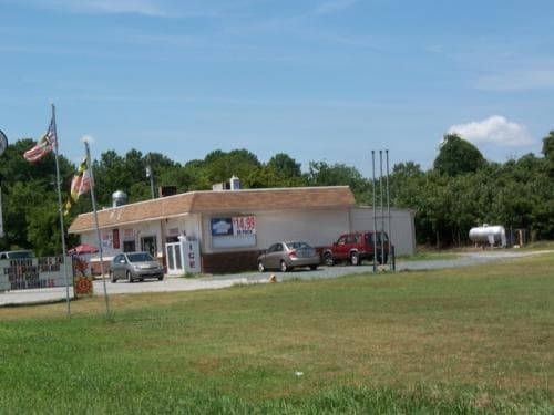 More Photos Of 23724 Deal Island Rd, Deal Island Bar For Sale