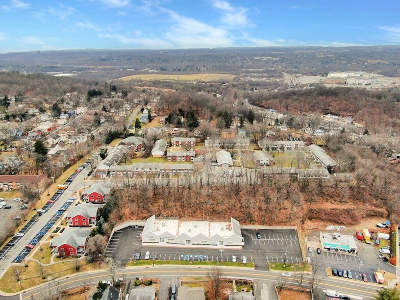 More Photos Of 10 Waldron Ave, Nyack Storefront For Lease