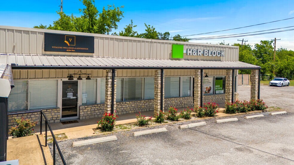 More Photos Of 601-609 NE Big Bend Trl, Glen Rose Unknown For Lease