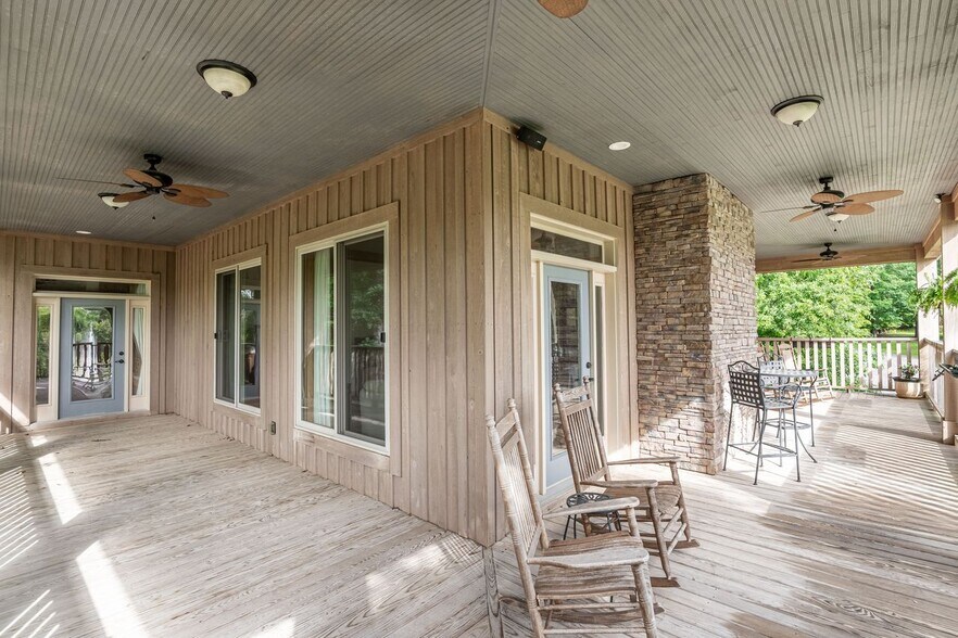 More Photos Of 1530 Buck Hill Rd, Ridgeway Industrial For Sale