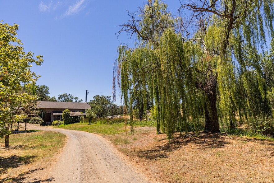 More Photos Of 16000 Powerhouse Rd, Potter Valley Land For Sale