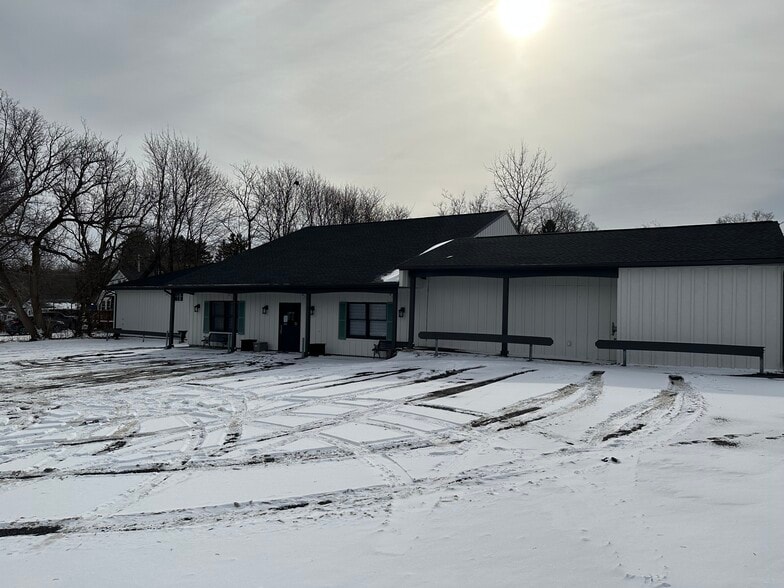 More Photos Of 5900 E Seneca Tpke, Jamesville Freestanding For Sale