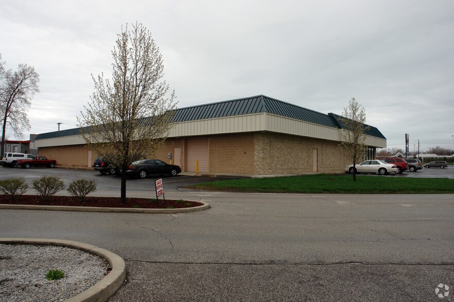 More Photos Of 4351-4355 24th Ave, Fort Gratiot Freestanding For Lease