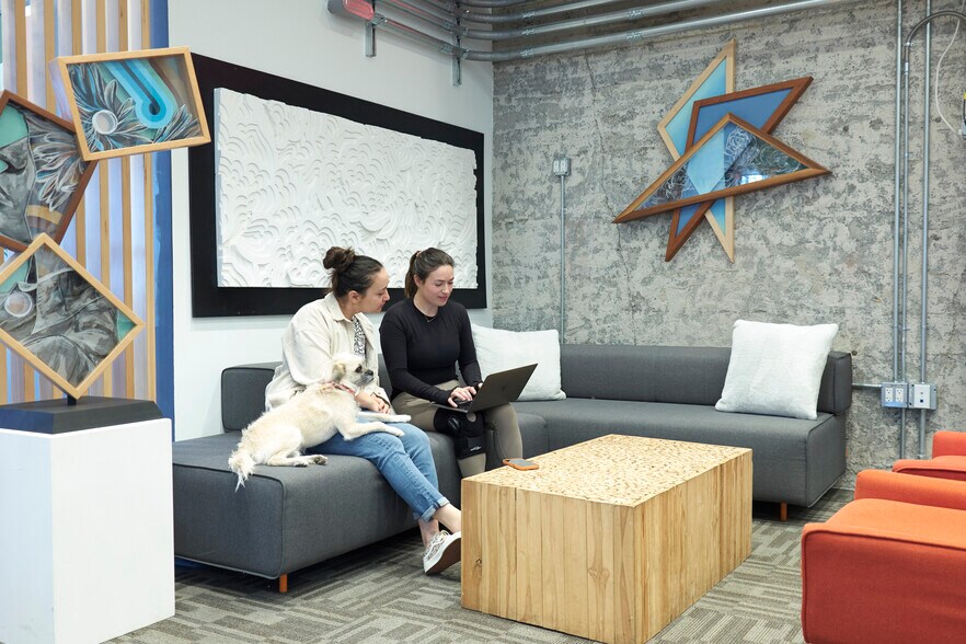 More Photos Of 1528 Webster St, Oakland Office For Lease