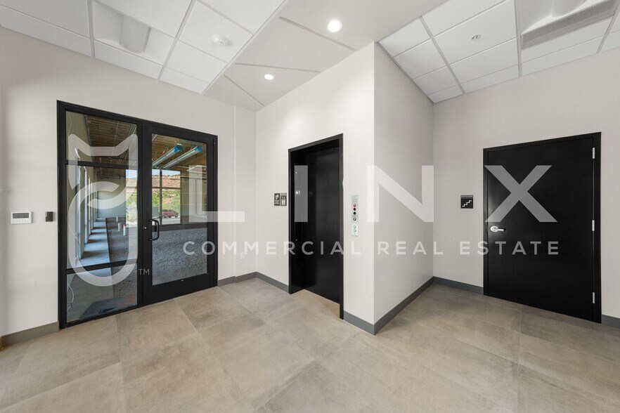 More Photos Of 122 S Mall Dr, St George Office For Lease