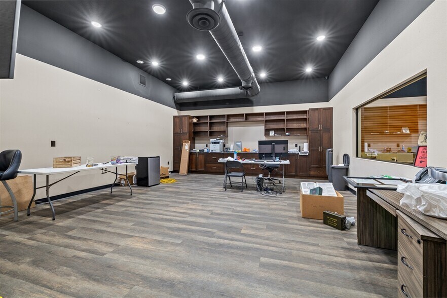 More Photos Of 7051 Highway 2 and 52 W, Minot Warehouse For Sale