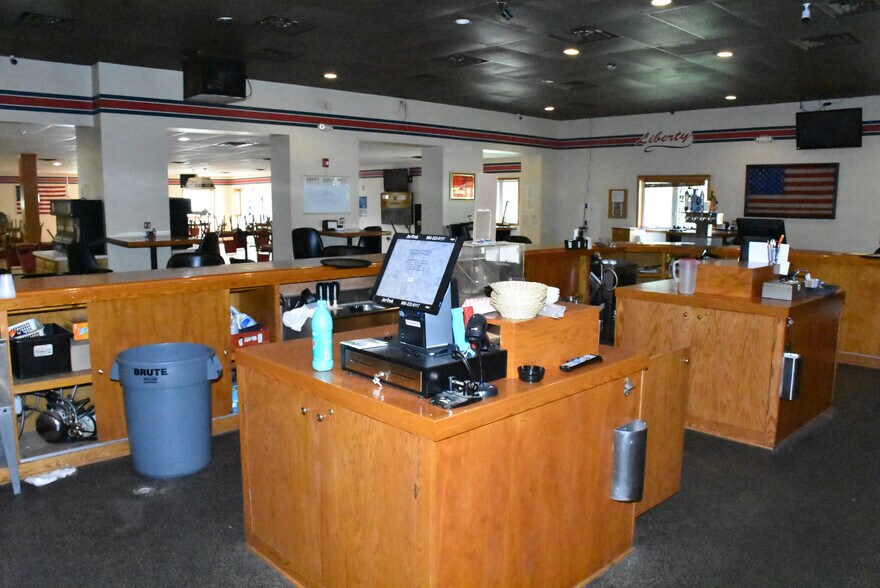 More Photos Of 18208 Cussewago Rd, Meadville Restaurant For Sale