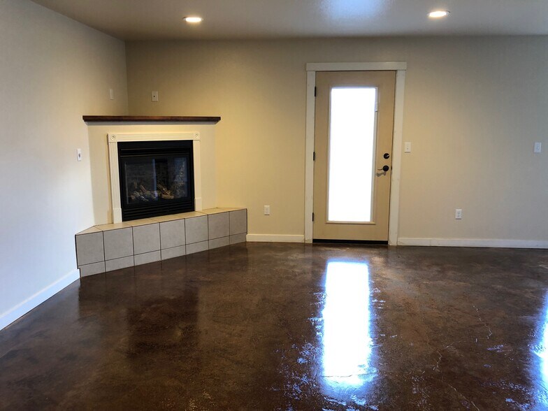 More Photos Of 2450 Newburg Ct, Fortuna Multifamily For Sale