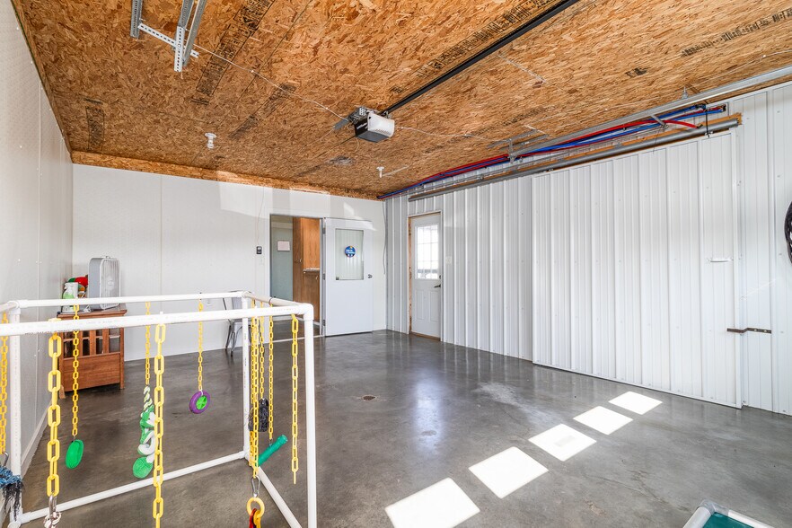 More Photos Of 12646 300th st, Wheeler Specialty For Sale