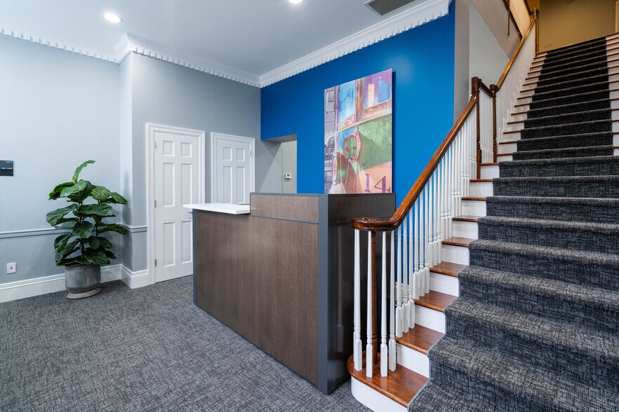 More Photos Of 14 Fairmount Ave, Chatham Office For Lease