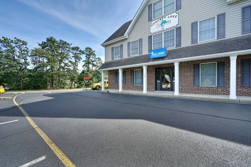 More Photos Of 426 Herbertsville Rd, Brick Office Residential For Sale