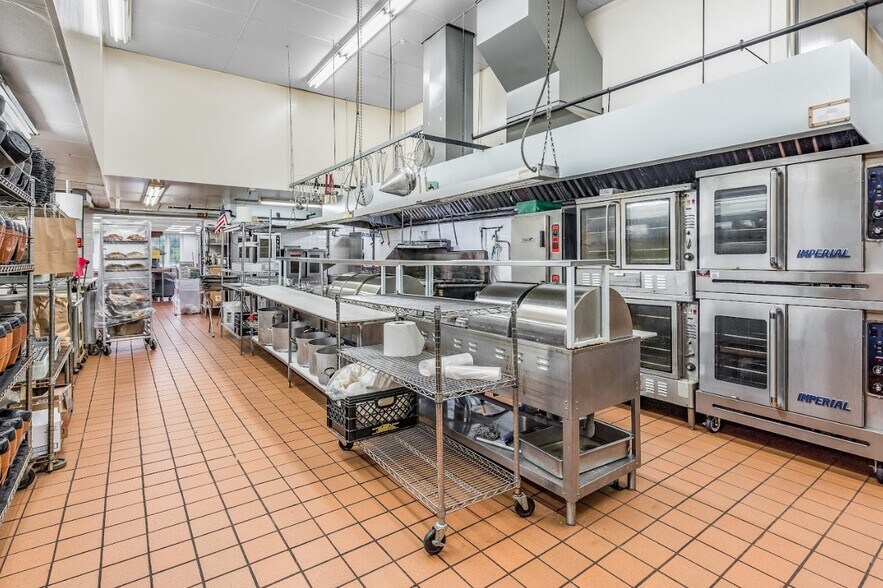 More Photos Of 88 Route 173 W, Hampton Lodge Meeting Hall For Sale