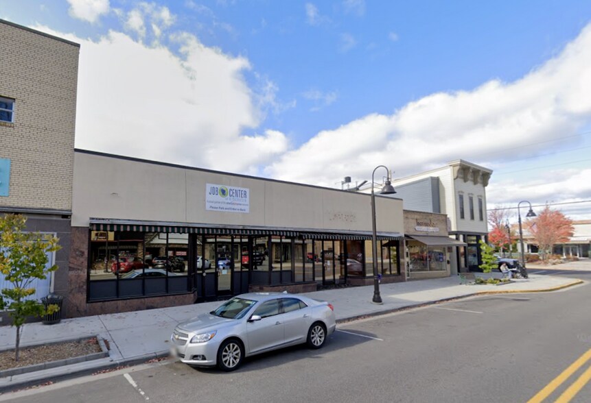 More Photos Of 51 N Brown St, Rhinelander Storefront For Lease