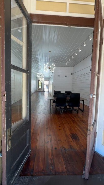 Primary Photo Of 124 Trinity St, Abbeville Storefront For Sale