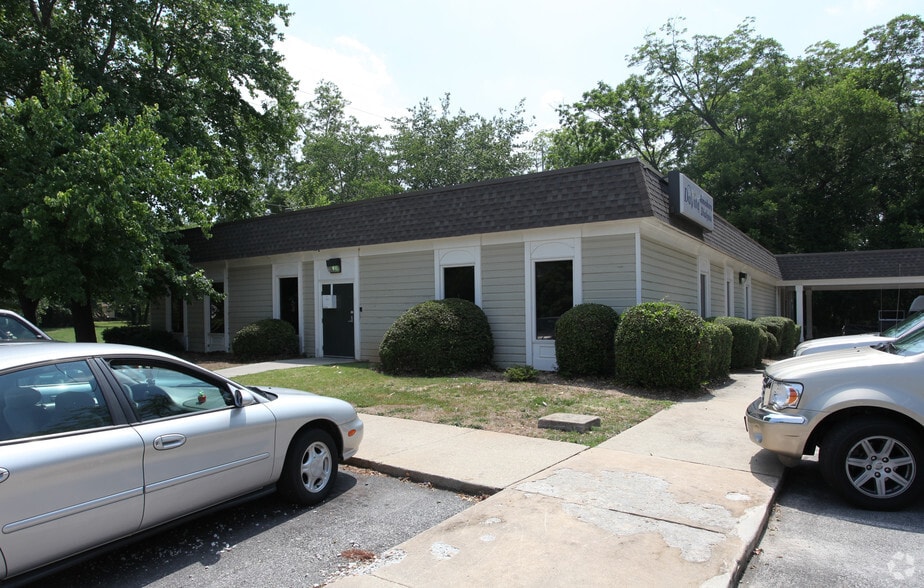 More Photos Of 129 King St, Jonesboro Medical For Sale