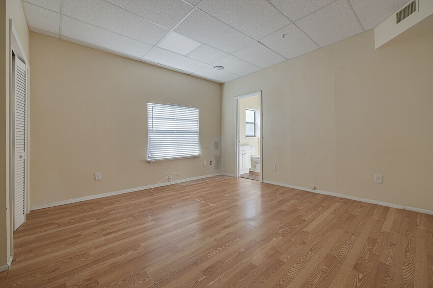 More Photos Of 220 Scotland St, Dunedin Healthcare For Sale