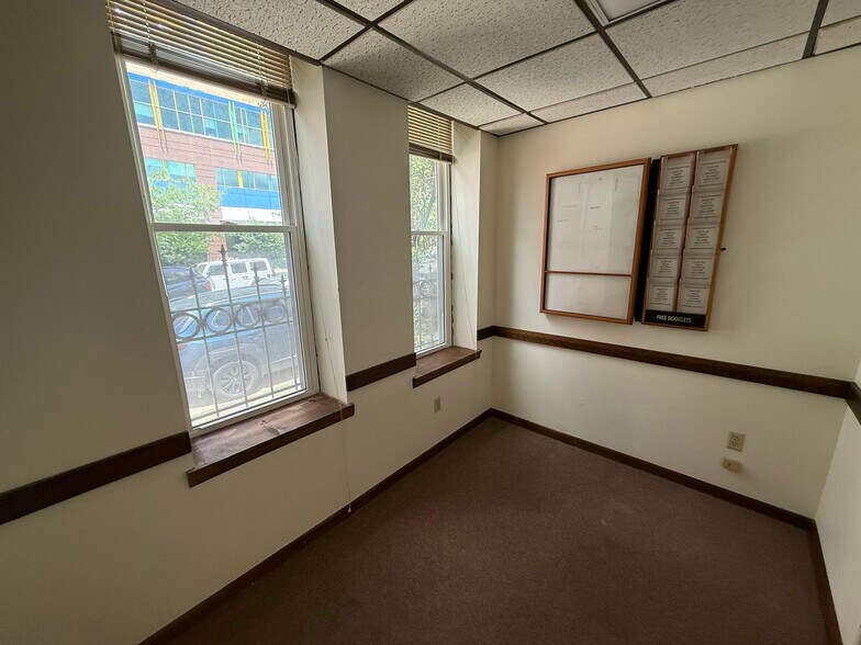 More Photos Of , Pittsburgh Office For Sale