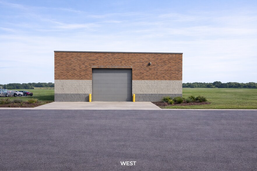 More Photos Of 1030 Tennessee Blvd, Lebanon Manufacturing For Lease