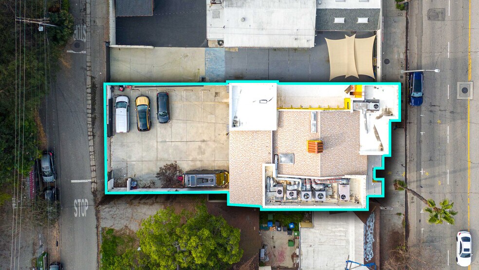 More Photos Of 11112 Ventura Blvd, Studio City Office For Sale