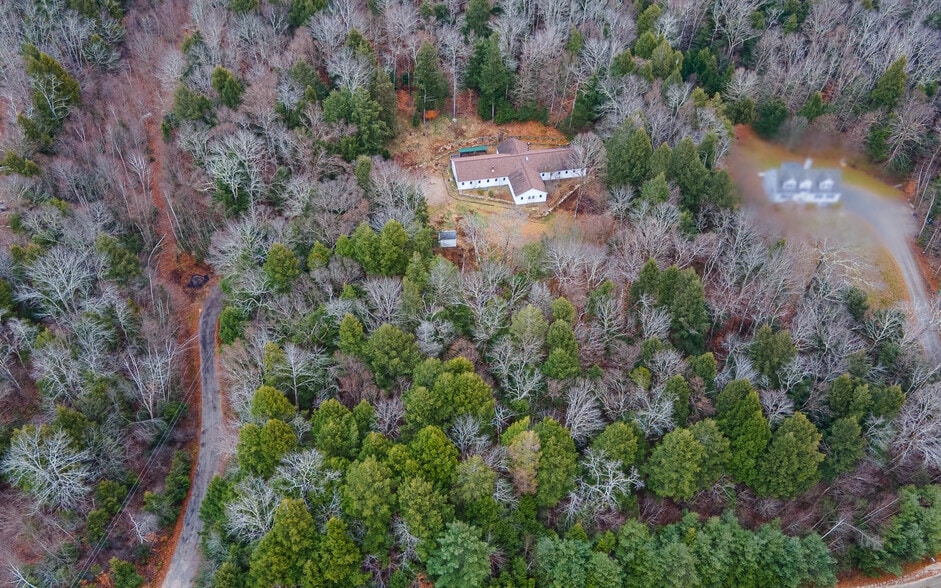 More Photos Of 140 Tully Brook Rd, Richmond Flex For Sale