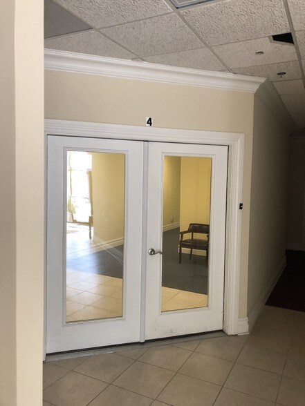 More Photos Of 43 Newburgh Rd, Hackettstown Office For Lease