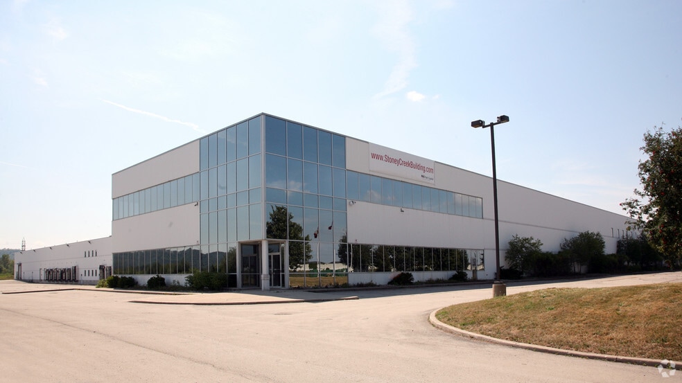 More Photos Of 950 S Service Rd, Stoney Creek Warehouse For Lease