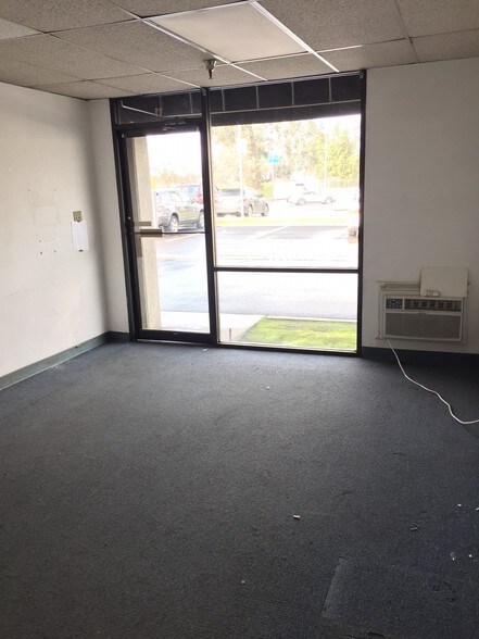 More Photos Of 2001 Westwind Dr, Bakersfield Light Manufacturing For Lease