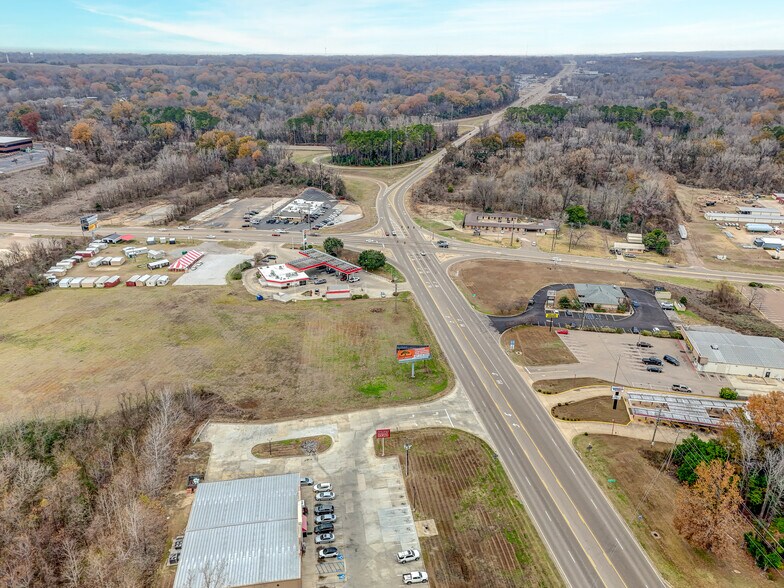 More Photos Of 6889 Paxton Rd, Vicksburg Office For Sale
