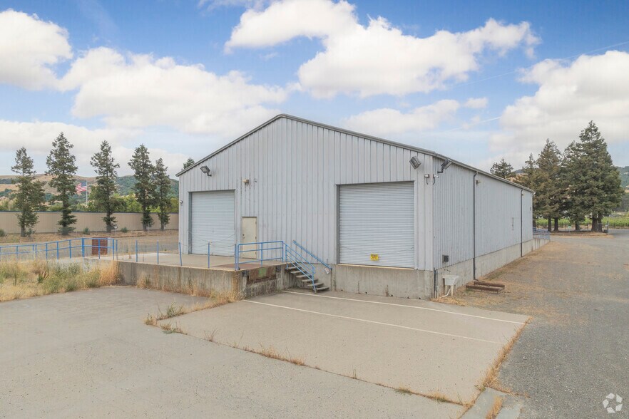 More Photos Of 24200 Arnold Dr, Sonoma Warehouse For Lease