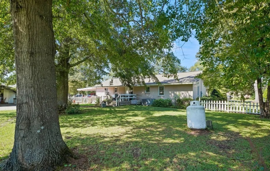 More Photos Of 1411 Seabrook School Rd, Fayetteville Manufactured Housing Mobile Home Park For Sale