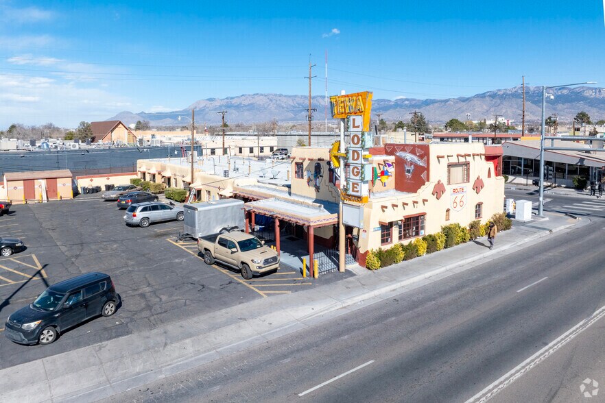 More Photos Of 5715 Central Ave NE, Albuquerque Hotel For Sale