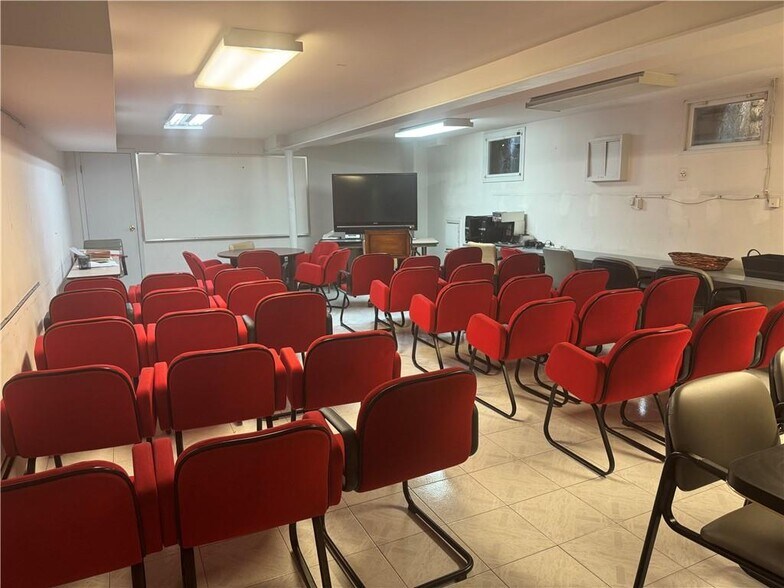 More Photos Of 7024 18th Ave, Brooklyn Office For Sale