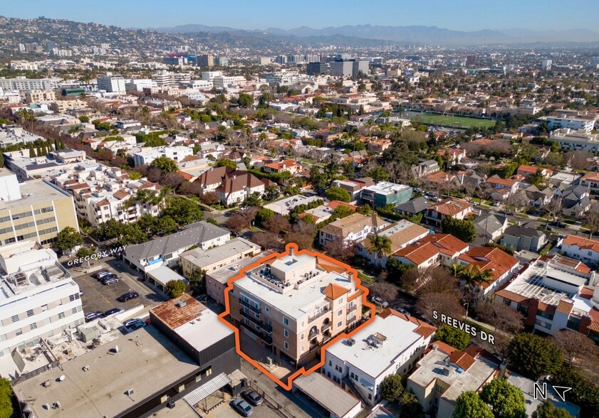 More Photos Of 313 S Reeves Dr, Beverly Hills Apartments For Sale
