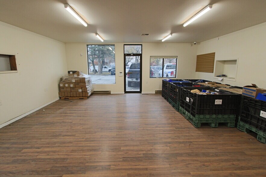 More Photos Of 405 W Idaho St, Kalispell Flex For Sale