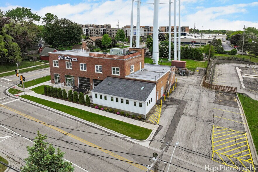 Primary Photo Of 169 N Seymour Ave, Mundelein Restaurant For Sale