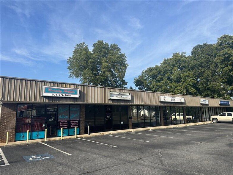 More Photos Of 707 S Lafayette St, Shelby Storefront For Sale