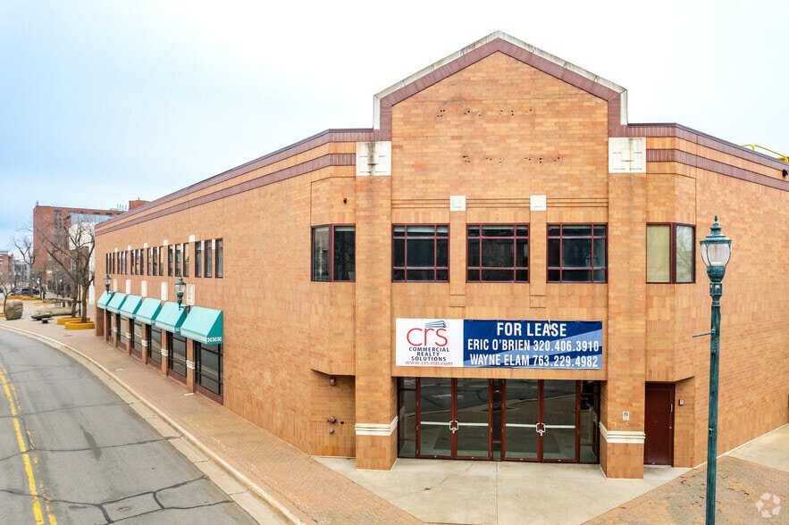 More Photos Of 600-660 W Saint Germain St, Saint Cloud Freestanding For Sale