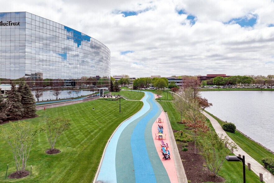 More Photos Of 9355 Delegates Row, Indianapolis Unknown For Lease