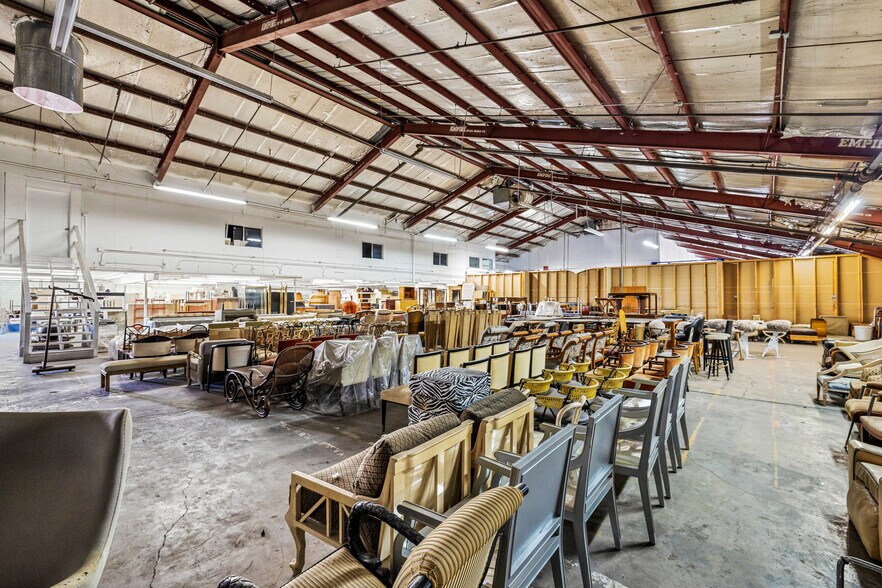 More Photos Of 4775-4779 E Ramon Rd, Palm Springs Warehouse For Sale