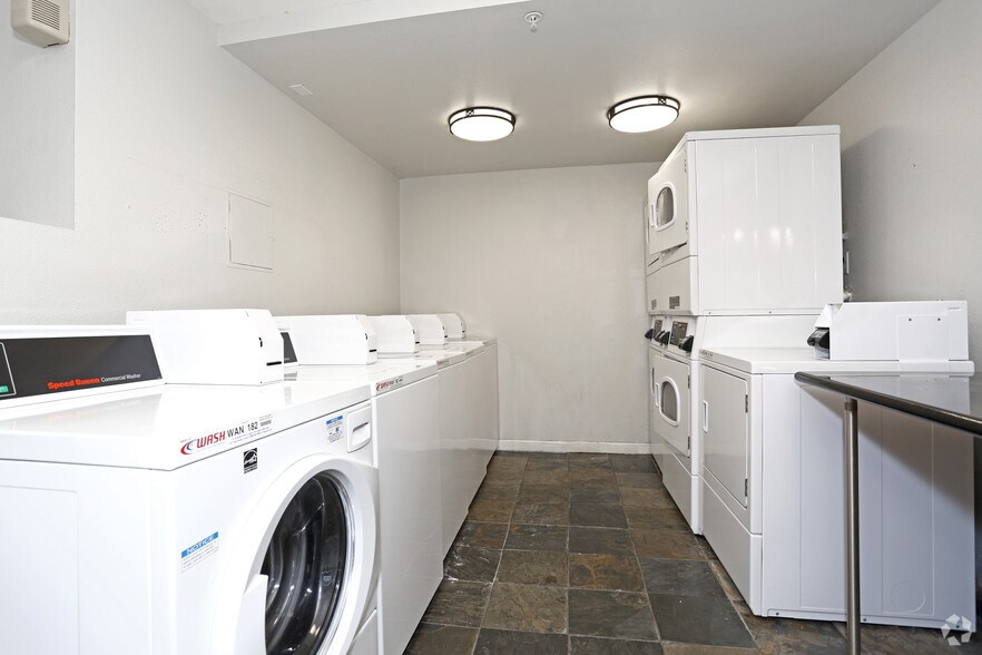 More Photos Of 1797-1801 Shattuck Ave, Berkeley Apartments For Lease