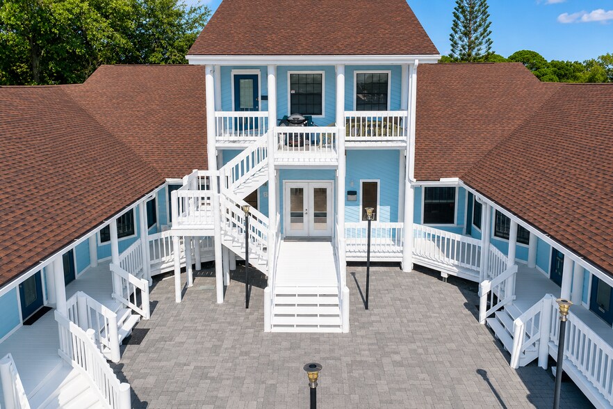 Primary Photo Of 1365 N Courtenay Pky, Merritt Island Office Residential For Lease
